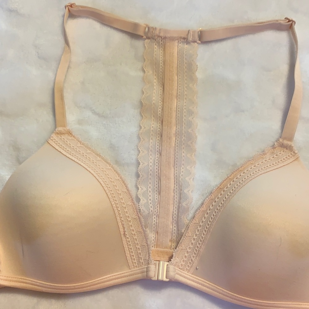Wireless racerback blush bra